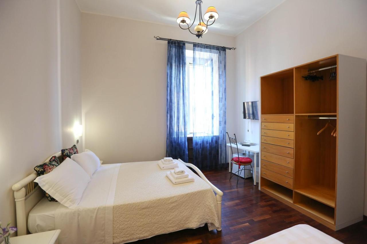 B&B Residenza Malaterra Наполи Екстериор снимка